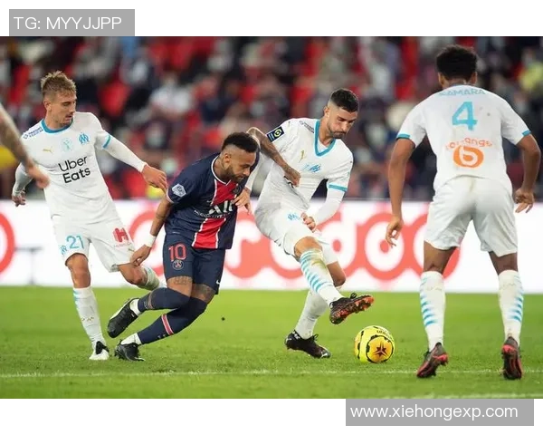 罗纳尔多与孔波斯特拉的巅峰对决解析与精彩瞬间回顾